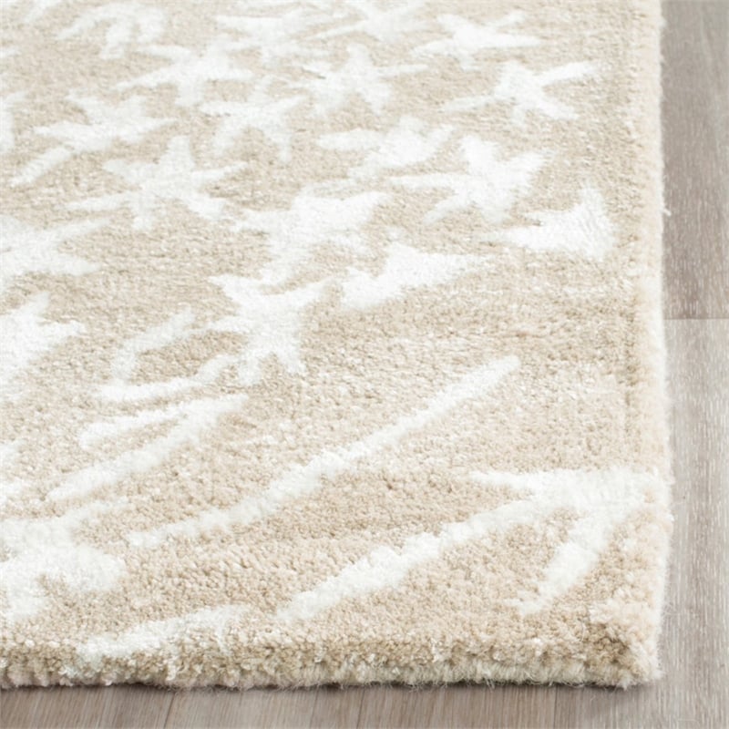Safavieh Bella 5' Square Hand Tufted Wool Rug