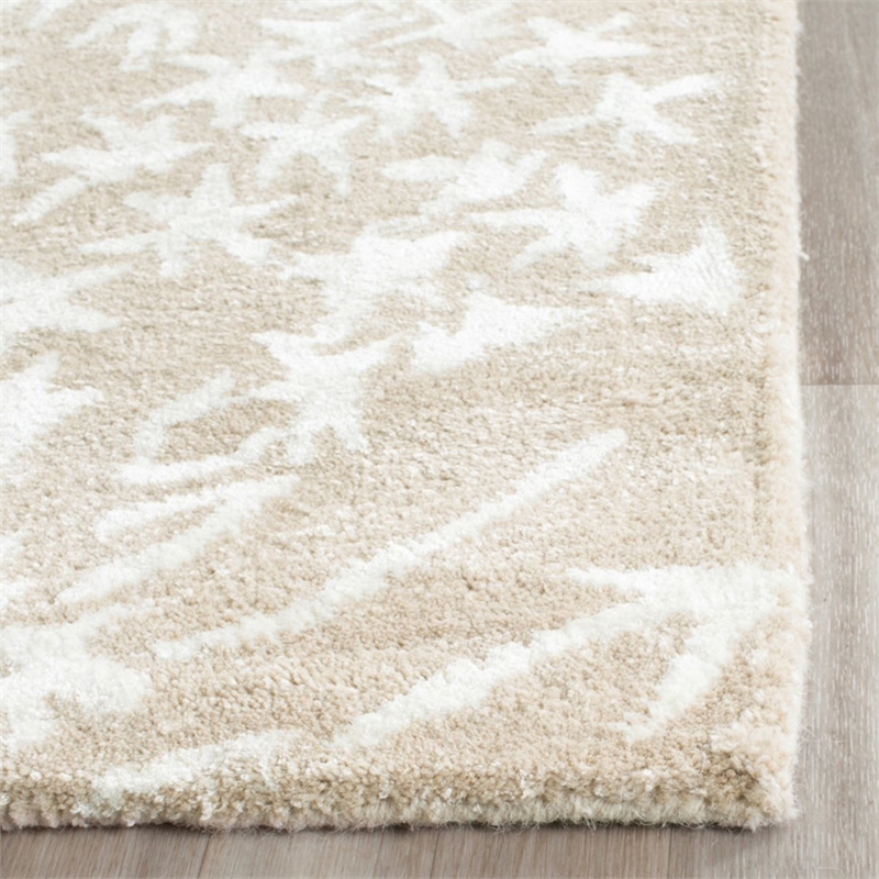 Safavieh Bella 8' X 10' Hand Tufted Wool Rug in Light Blue and Ivory