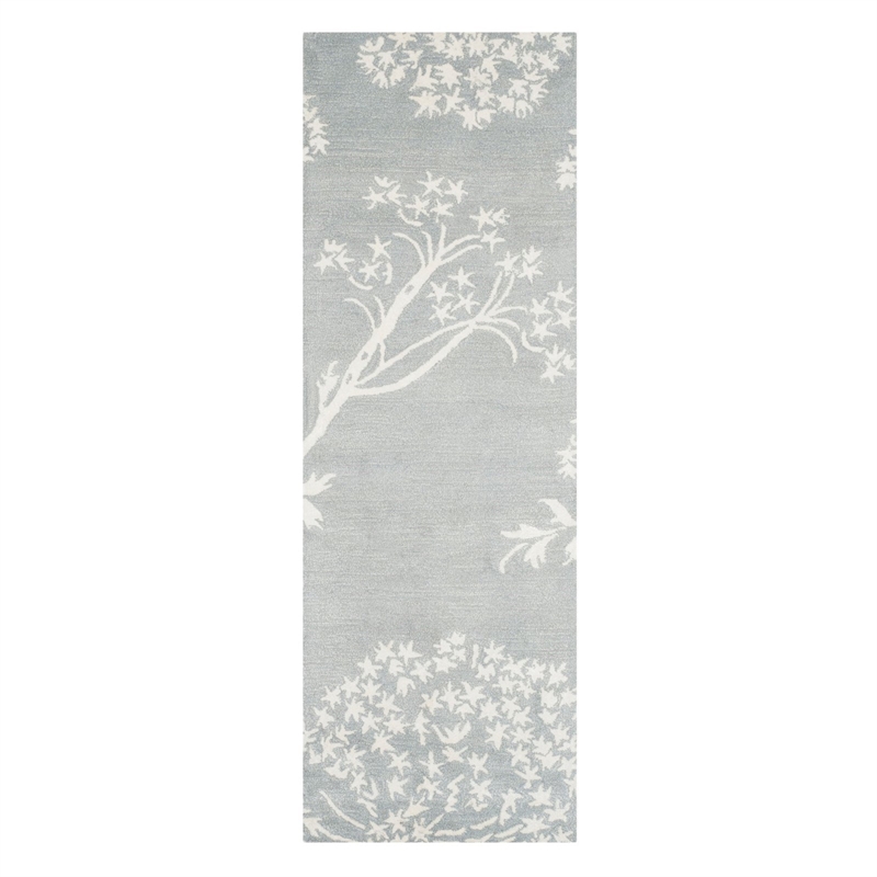 Safavieh Bella 8' X 10' Hand Tufted Wool Rug in Light Blue and Ivory