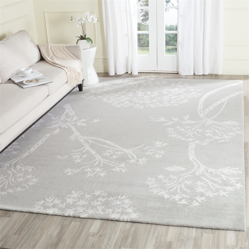 Safavieh Bella 5' Square Hand Tufted Wool Rug in Gray and Ivory