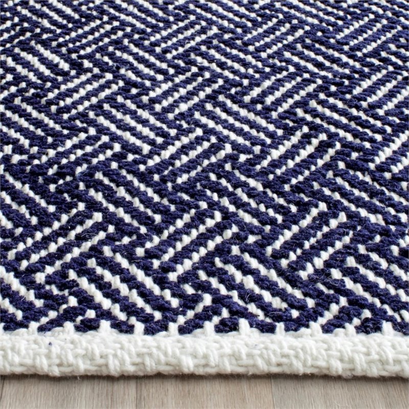 Safavieh Boston 6' Square Hand Woven Cotton Pile Rug in Navy