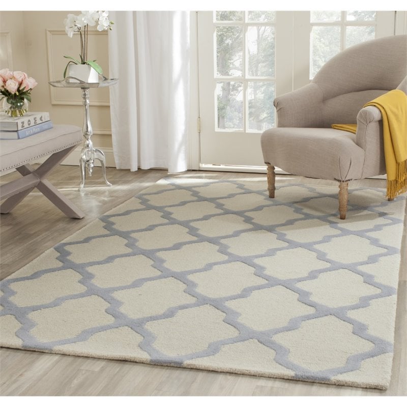 Safavieh Cambridge 4' X 6' Hand Tufted Wool Rug