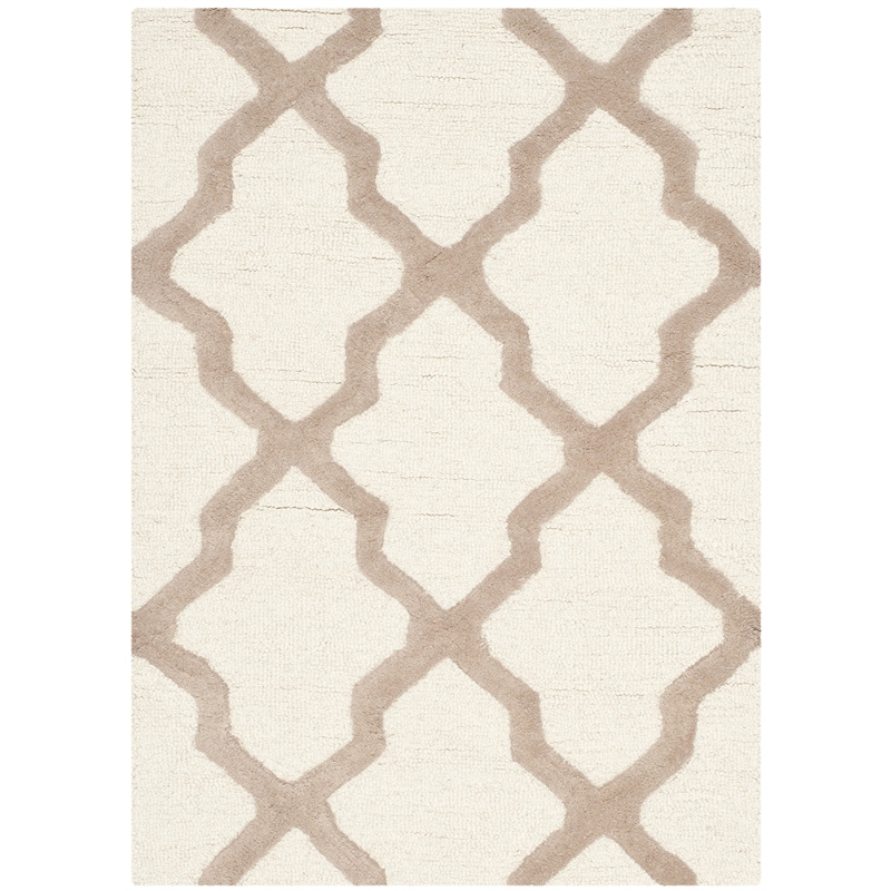 Safavieh Cambridge 2' X 3' Hand Tufted Wool Rug in Ivory and Beige