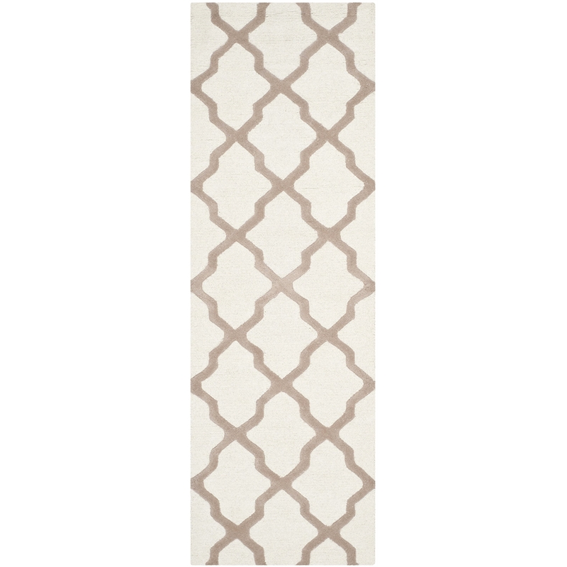 Safavieh Cambridge 2'6