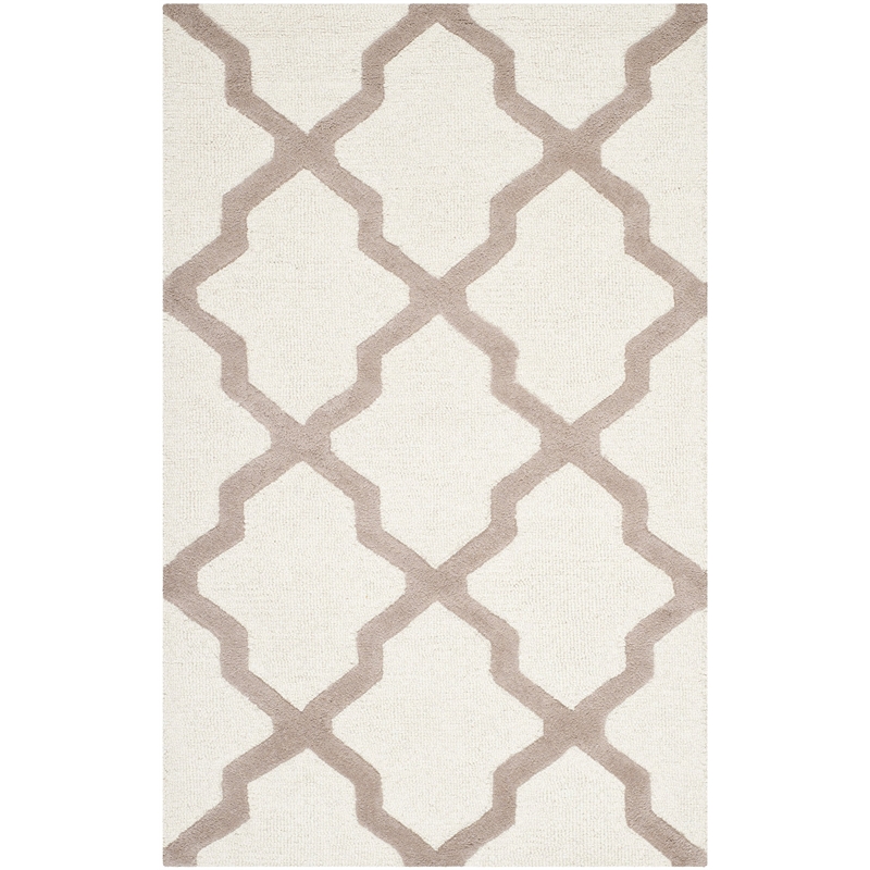 Safavieh Cambridge 3' X 5' Hand Tufted Wool Rug in Ivory and Beige