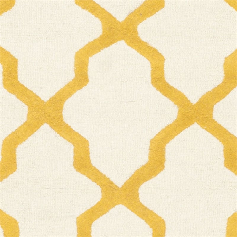 Safavieh Cambridge 8' X 10' Hand Tufted Wool Rug in Ivory and Gold