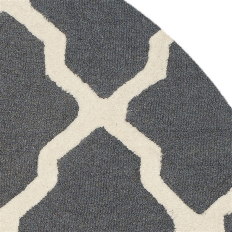 Safavieh Cambridge 6' Round Hand Tufted Wool Rug