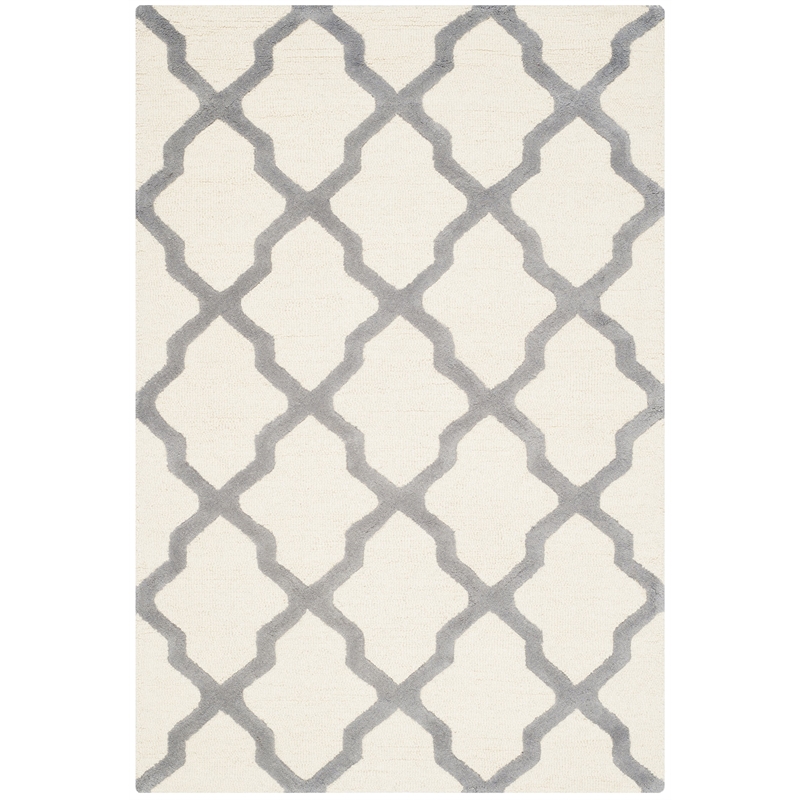 Safavieh Cambridge 4' X 6' Hand Tufted Wool Rug in Ivory and Silver