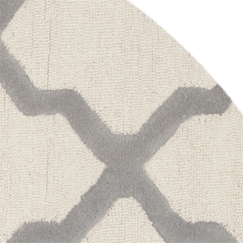 Safavieh Cambridge 6' Round Hand Tufted Wool Rug