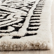 Safavieh Cambridge 11' X 15' Hand Tufted Wool Rug in Black and Ivory