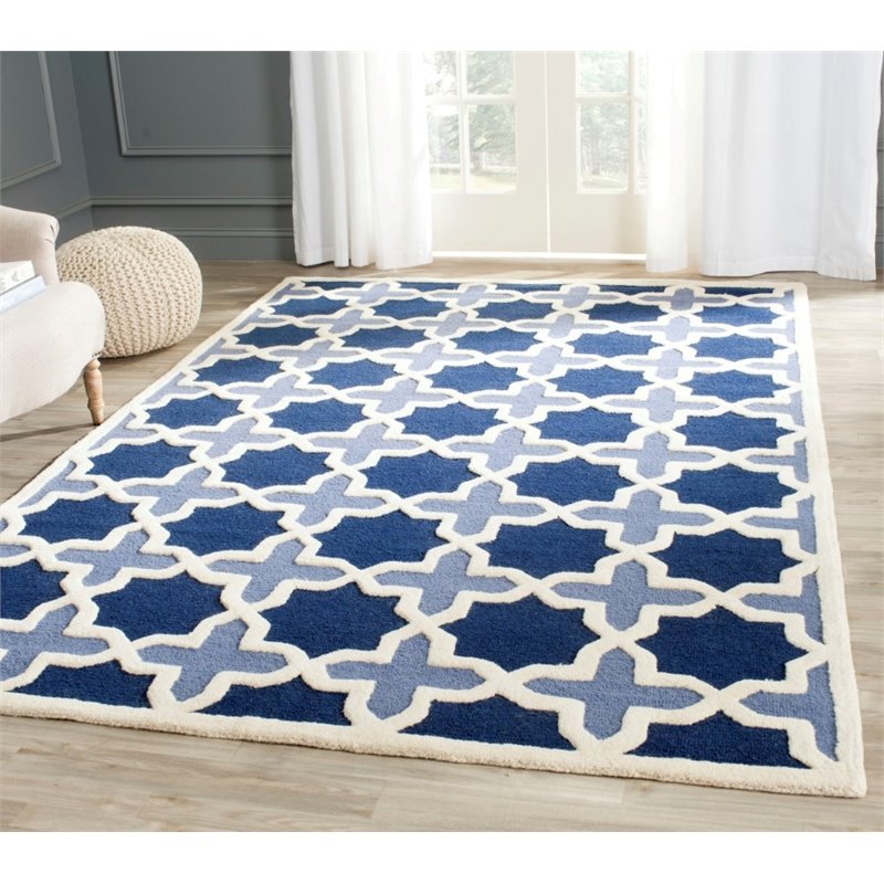 Safavieh Cambridge 8' Round Hand Tufted Wool Rug