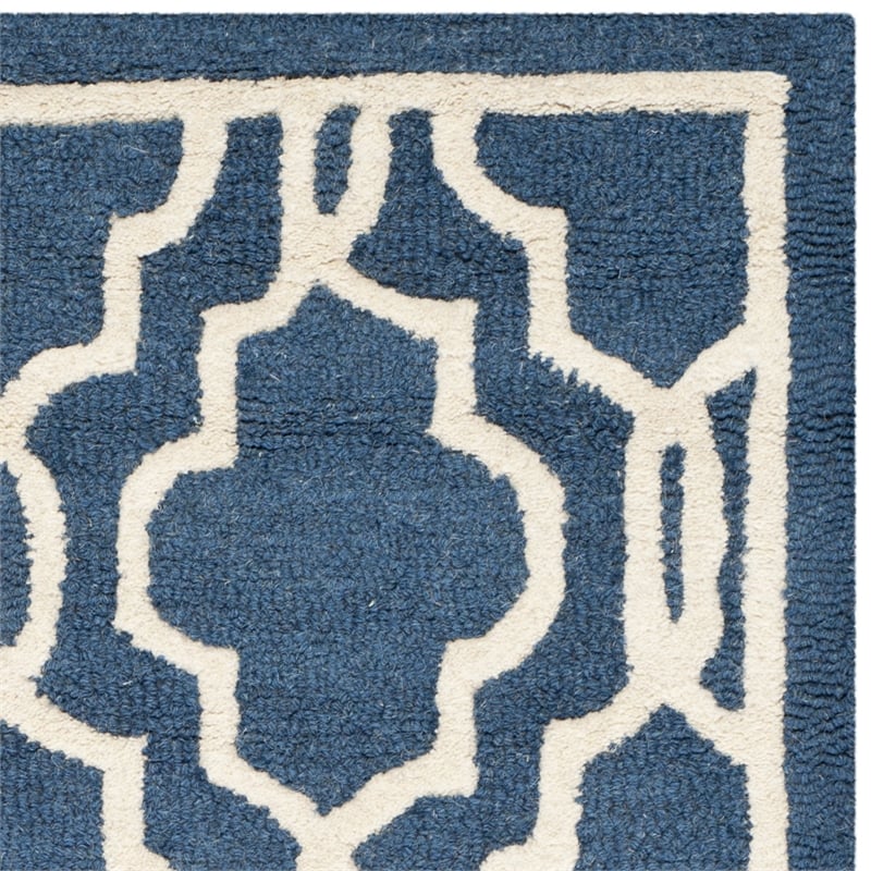 Safavieh Cambridge 3' X 5' Hand Tufted Wool Rug in Navy and Ivory