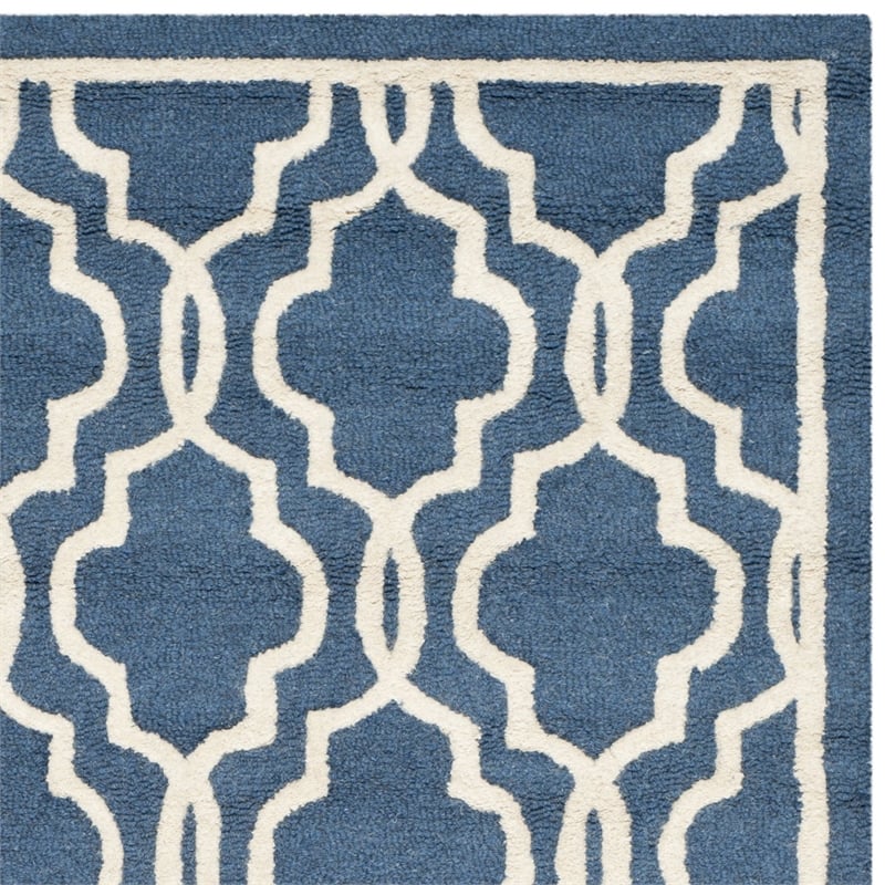 Safavieh Cambridge 5' X 8' Hand Tufted Wool Rug in Navy and Ivory