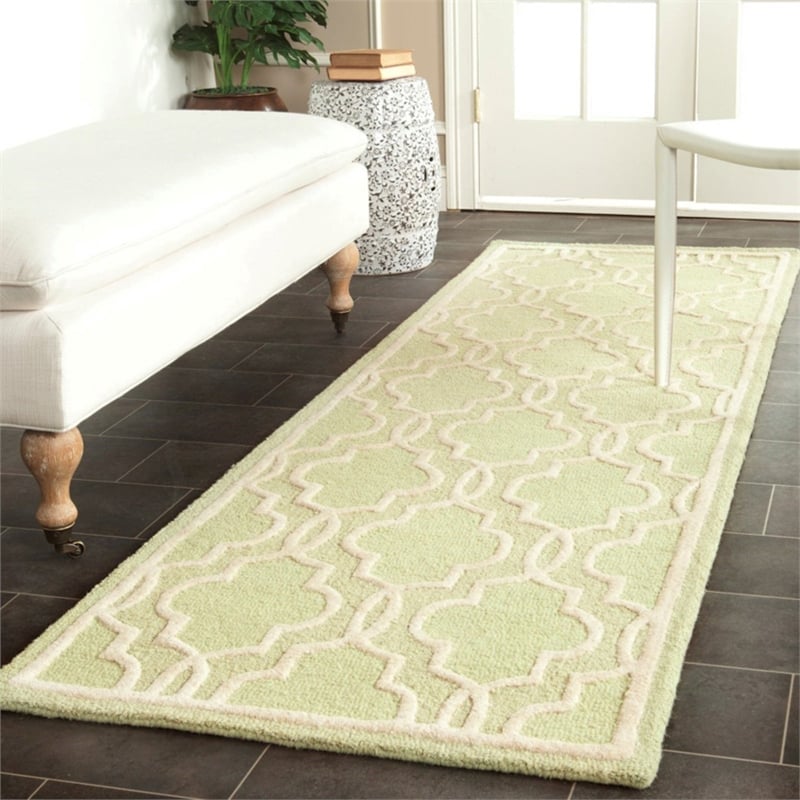 Safavieh Cambridge 9' X 12' Hand Tufted Wool Rug in Navy and Ivory