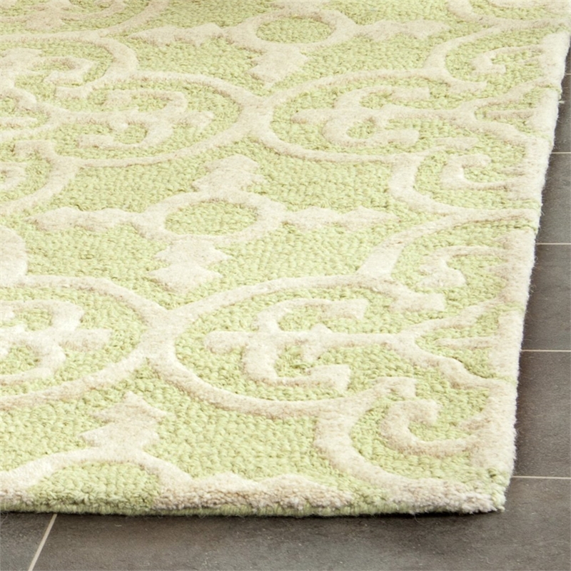 Safavieh Cambridge 4' X 6' Hand Tufted Wool Rug
