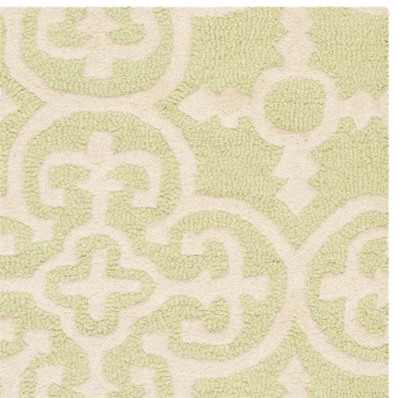 Safavieh Cambridge 6' Round Hand Tufted Wool Rug
