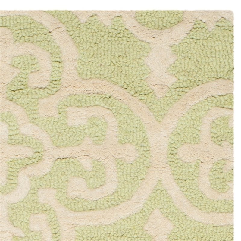 Safavieh Cambridge 6' Round Hand Tufted Wool Rug