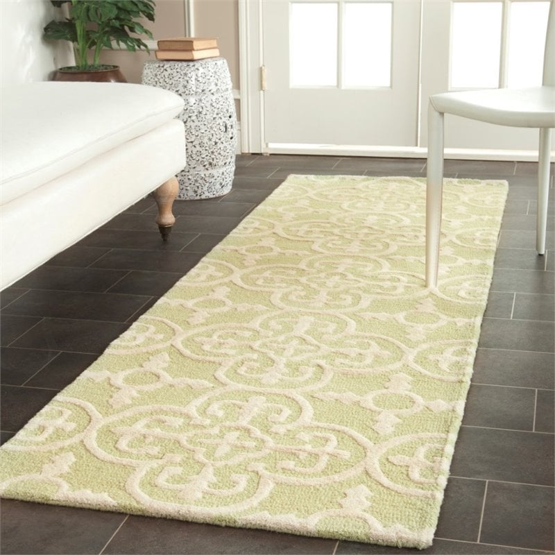 Safavieh Cambridge 6' Round Hand Tufted Wool Rug