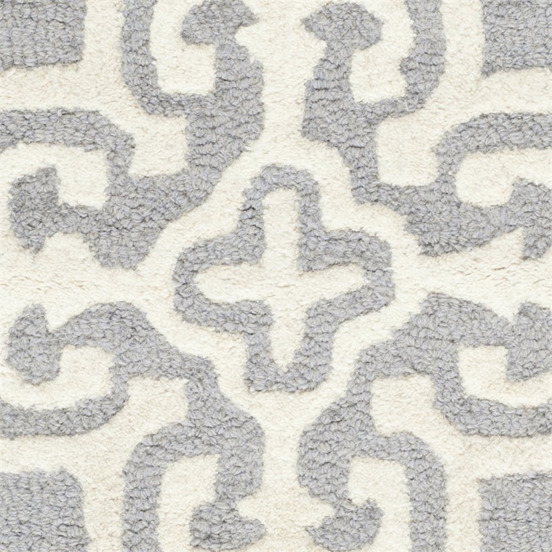 Safavieh Cambridge 3' X 5' Hand Tufted Wool Rug in Silver and Ivory