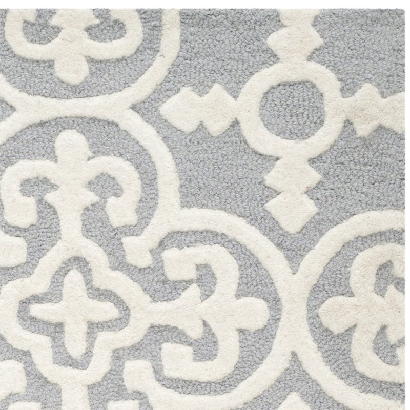 Safavieh Cambridge 6' Round Hand Tufted Wool Rug