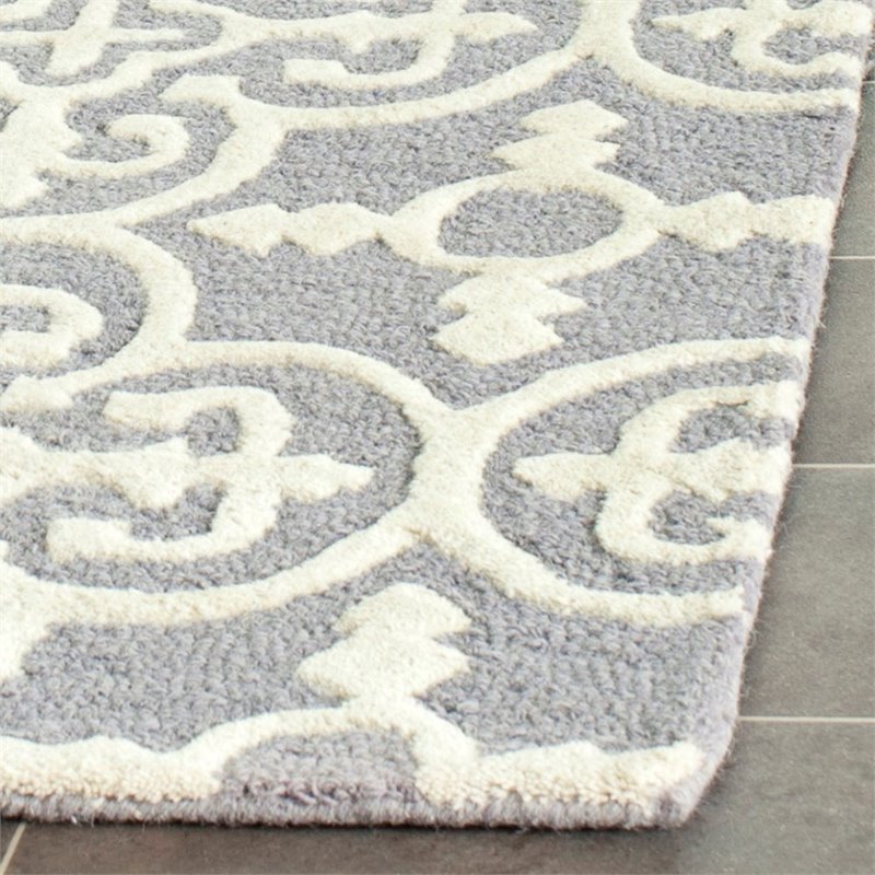 Safavieh Cambridge 6' Round Hand Tufted Wool Rug
