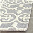 Safavieh Cambridge 6' Round Hand Tufted Wool Rug