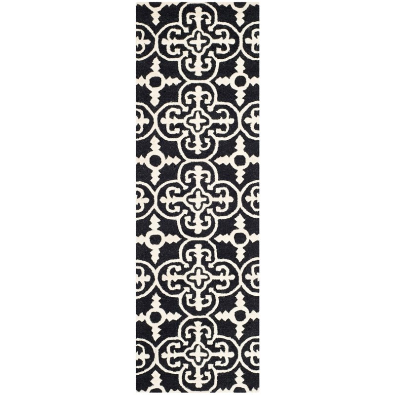Safavieh Cambridge 6' Round Hand Tufted Wool Rug