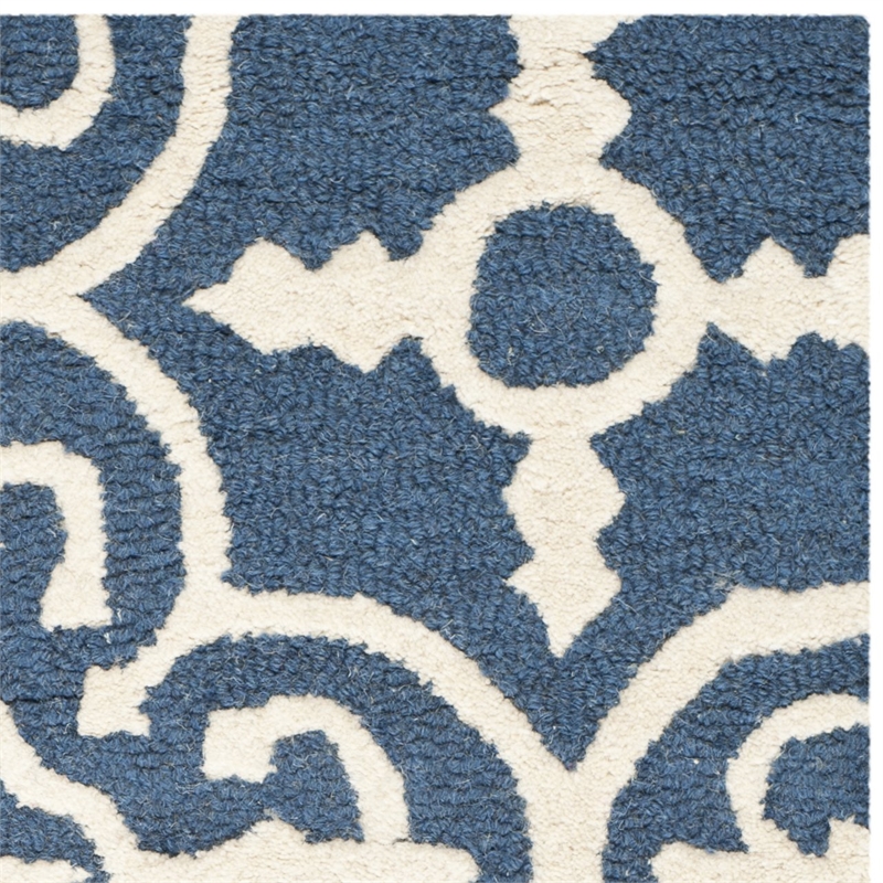 Safavieh Cambridge 2' X 3' Hand Tufted Wool Rug in Navy and Ivory