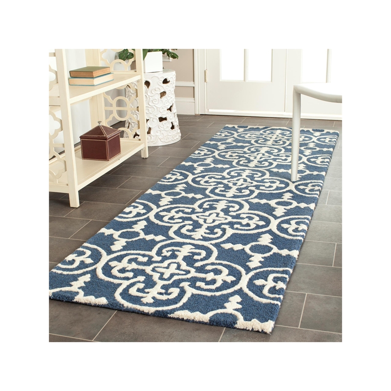 Safavieh Cambridge 3' X 5' Hand Tufted Wool Rug in Navy and Ivory