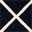 Safavieh Cambridge 4' X 6' Hand Tufted Wool Rug in Black and Ivory