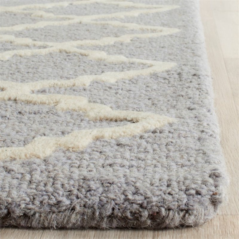 Safavieh Cambridge 6' Round Hand Tufted Wool Rug