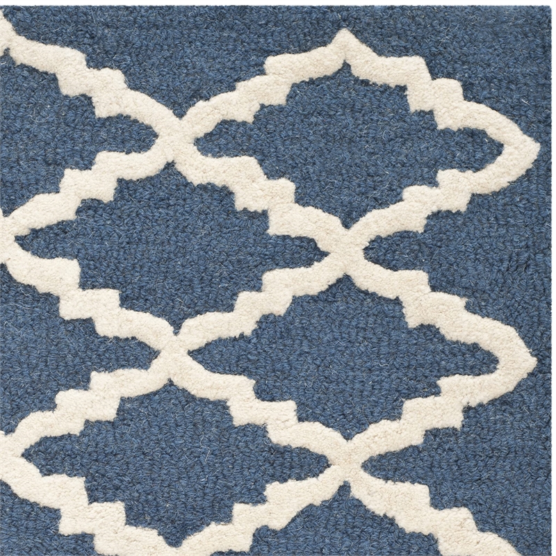 Safavieh Cambridge 2' X 3' Hand Tufted Wool Rug in Navy and Ivory
