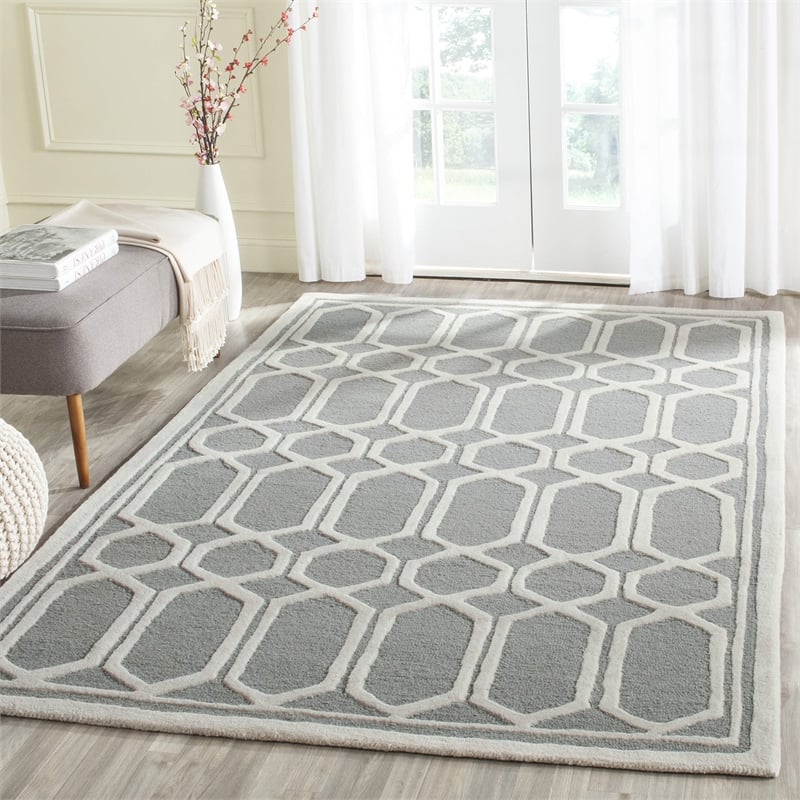Safavieh Cambridge 6' X 9' Hand Tufted Wool Rug in Silver and Ivory