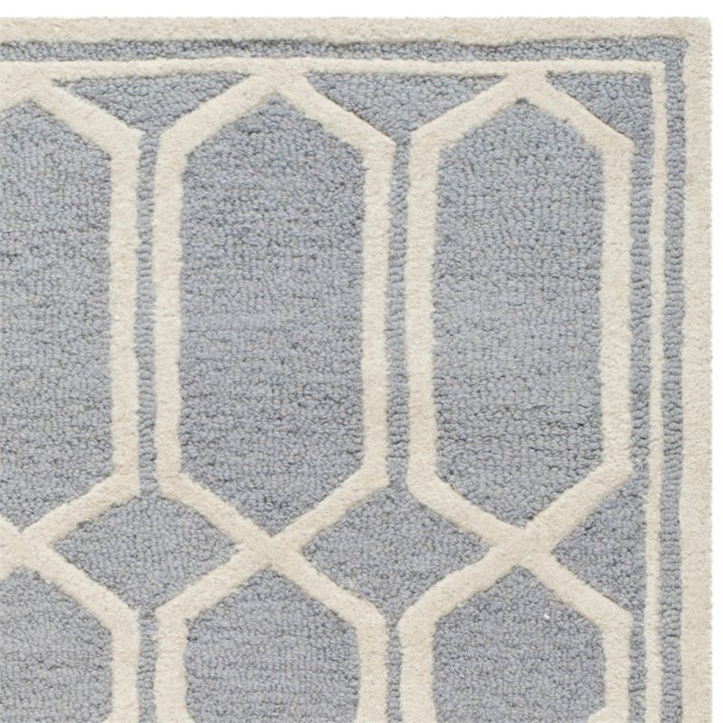 Safavieh Cambridge 6' Round Hand Tufted Wool Rug