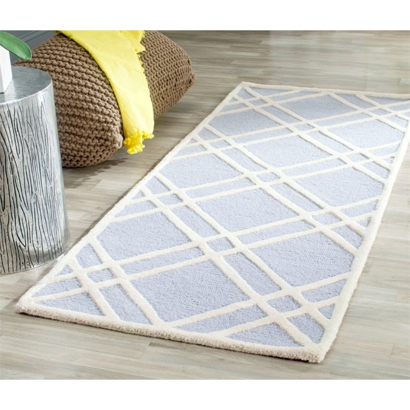 Safavieh Cambridge 4' X 6' Hand Tufted Wool Rug