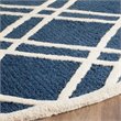 Safavieh Cambridge 6' Round Hand Tufted Wool Rug