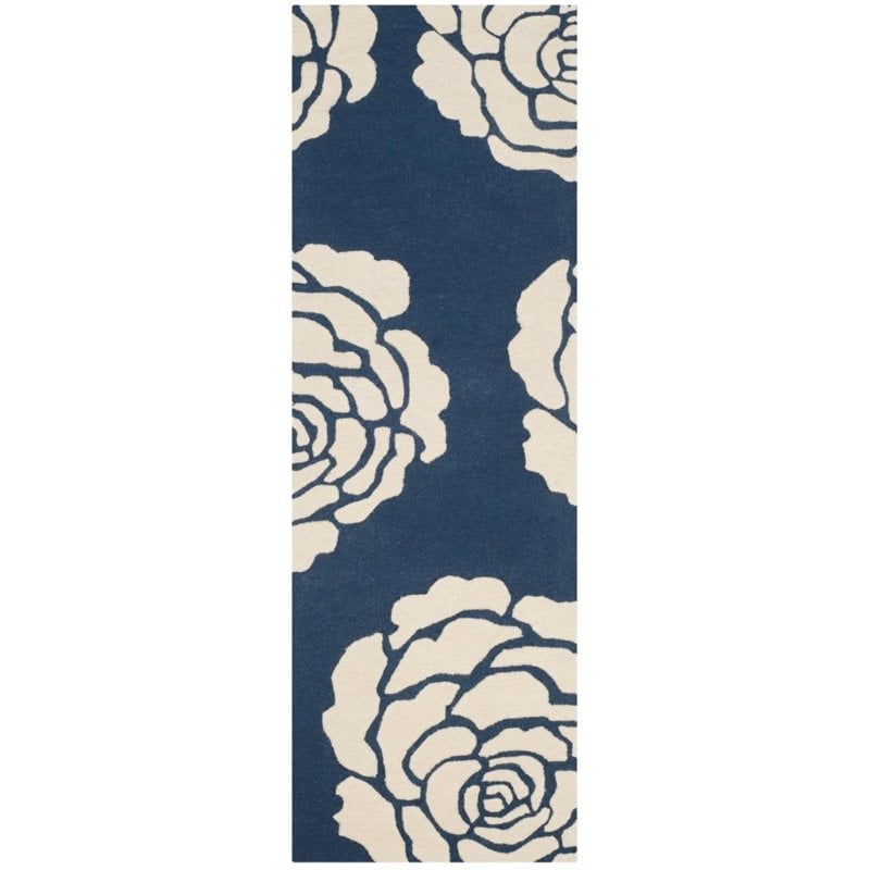 Safavieh Cambridge 6' Round Hand Tufted Wool Rug