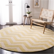 Safavieh Chatham 7' X 7' Round Wool Hand Tufted Rug in Gold / Ivory