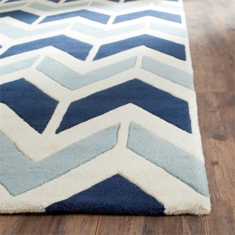 Safavieh Chatham 4' X 6' Hand Tufted Wool Rug