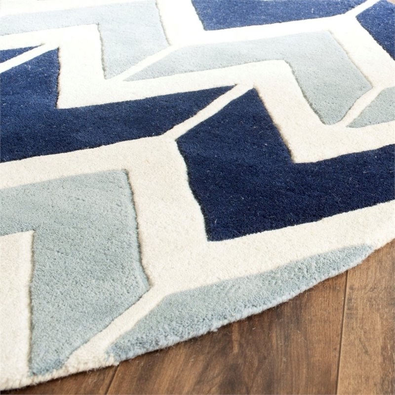 Safavieh Chatham 5' Round Hand Tufted Wool Rug