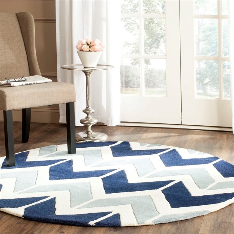 Safavieh Chatham 5' Round Hand Tufted Wool Rug
