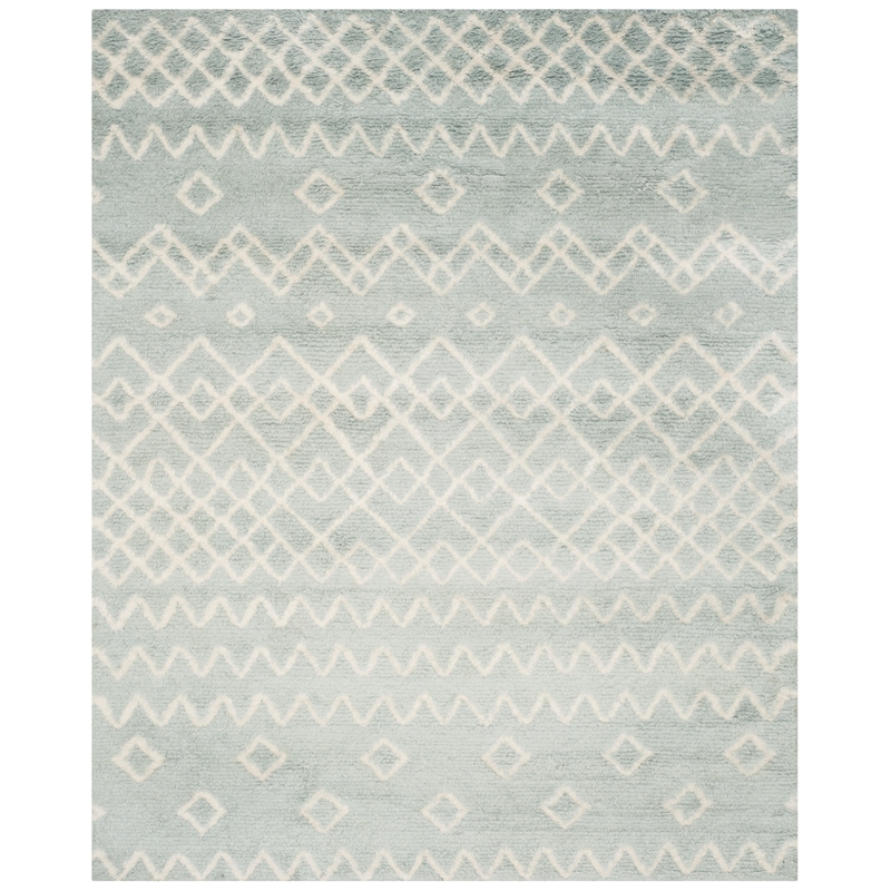 Safavieh Casablanca 8' X 10' Wool Hand Tufted Rug in Blue / Ivory