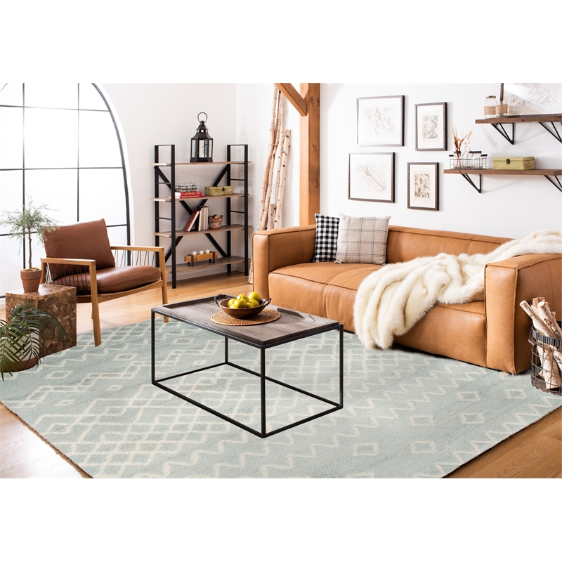 Safavieh Casablanca 8' X 10' Wool Hand Tufted Rug in Blue / Ivory
