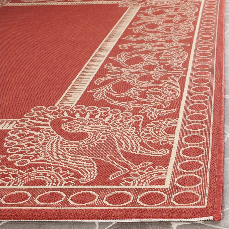 Safavieh Courtyard 7'10