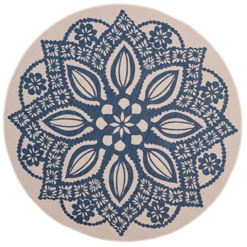 Safavieh Courtyard 6'7