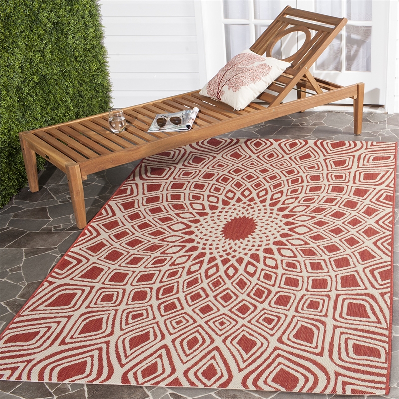 Safavieh Courtyard 2' X 3'7