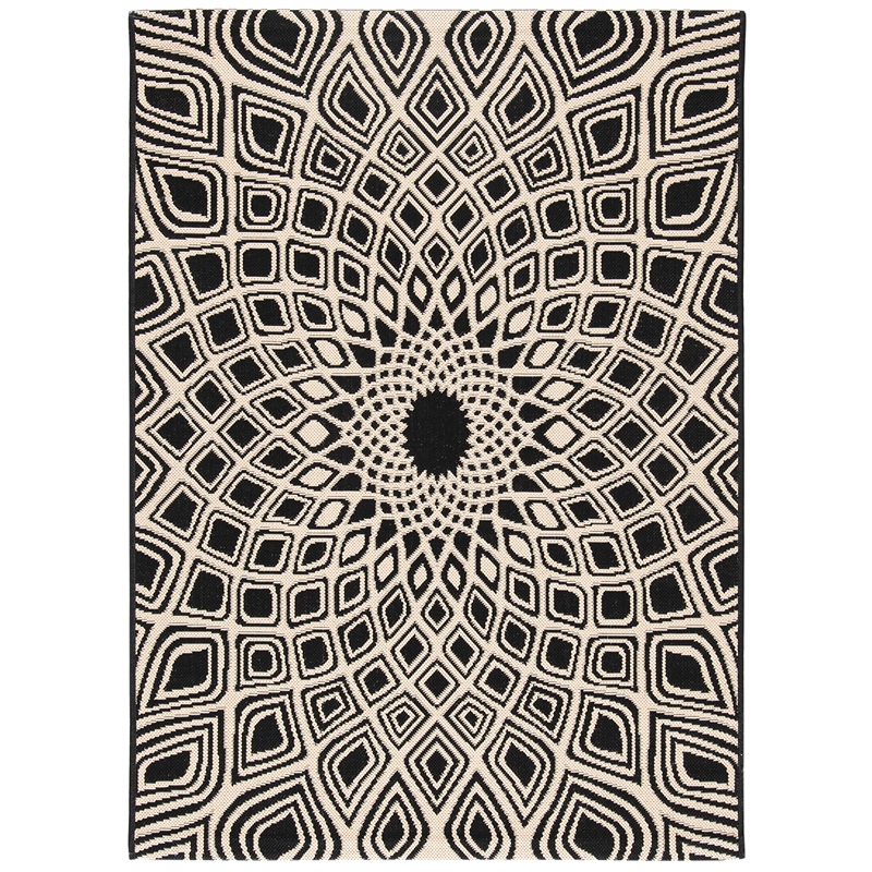 Safavieh Courtyard 4' X 5'7