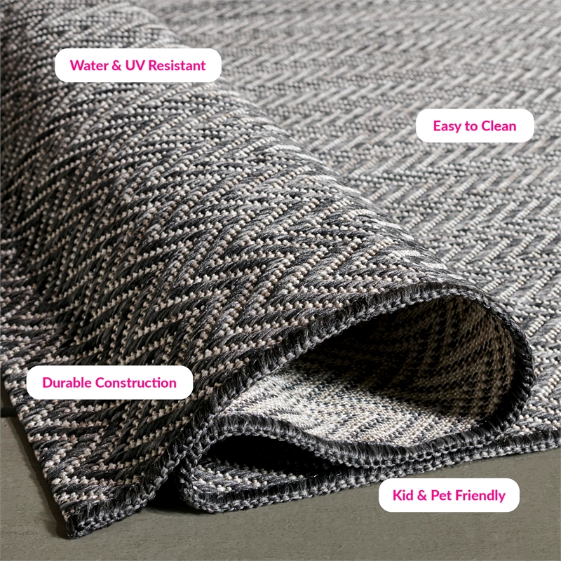 Safavieh Courtyard 2' X 3'7