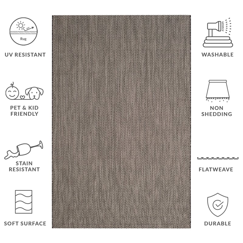 Safavieh Courtyard 8' X 11' Power Loomed Rug in Black and Beige