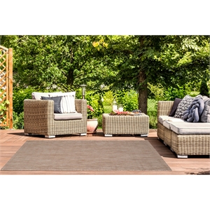 Safavieh Courtyard 5'3&quot X 7'7&quot Power Loomed Rug in Natural and Black